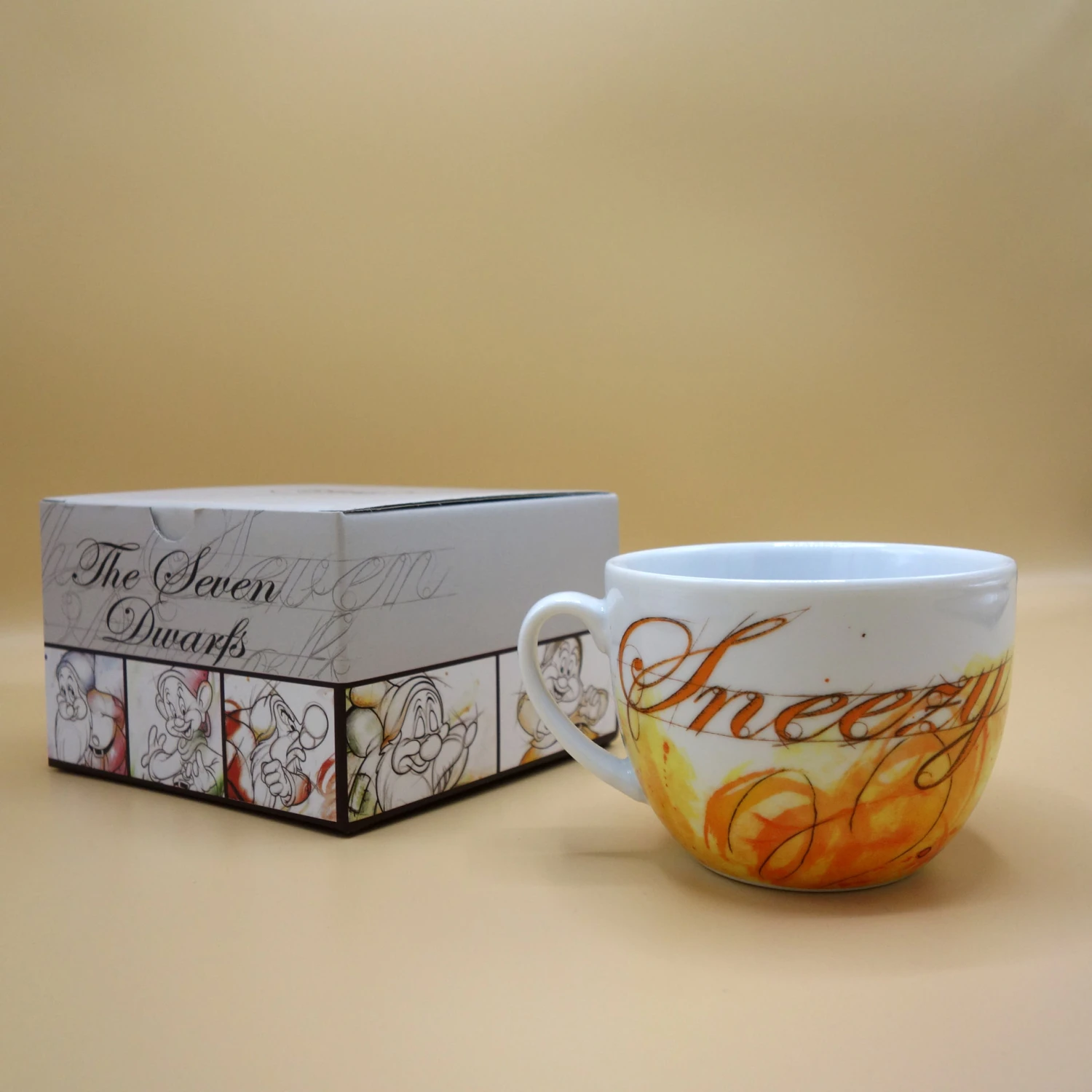 Egan Disney Milchkaffee Tasse 7 Zwerge Sneezy 2 Egan Disney Milchkaffee Tasse 7 Zwerge Sneezy – Bild 2