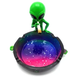 Alien Mit Joint Aschenbecher Blau/Violett -Disney DSC00639