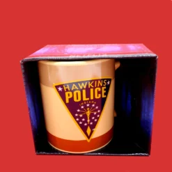 Stranger Things Tasse Hawkins Police Indiana Becher -Disney Police