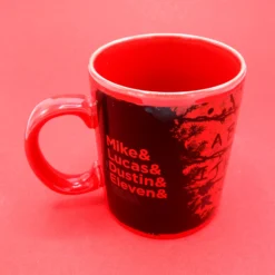 Stranger Things Becher Magische Tasse -Disney Team Tasse2